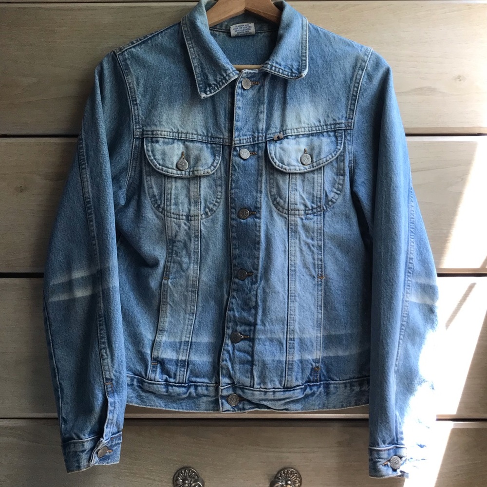 Blue Light-Washed Jean Jacket